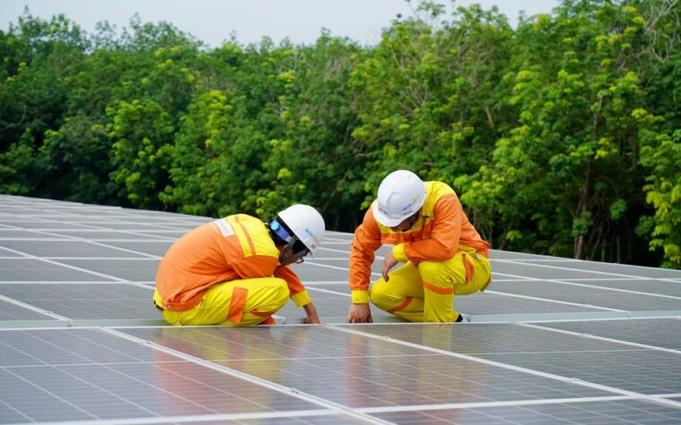 La generación solar fotovoltaica en Argentina voló un 30% en 2025 y empujó a las renovables a un récord histórico